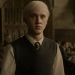 若いハリー・ポッターのファンがトム・フェルトンが再びドラコ・マルフォイを演じていることをおかしくしていたので、俳優は彼女に素敵な反応を送りました