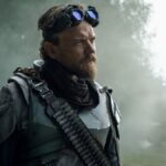 foundationシーズン3は、pilouasbaekと別のgame-of-thrones-vetの間の残忍なシーンで始まります。それがどのように起こったかの背後にある彼の物語
