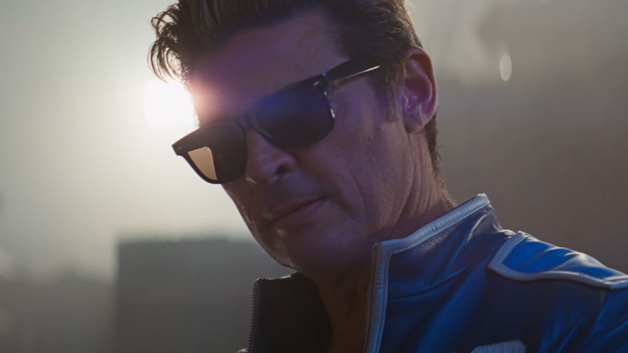ジョニー・ケージがモルタル・コンバットiiの星のように見えますが、それはある特定のキャラクターにとって何を意味するのだろうか