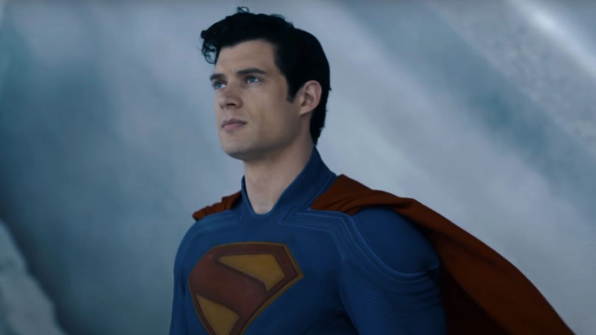 はい、david-corenswetはdcスターですが、彼がジェームズ・ガンの宇宙を説明する方法はまだ私を信じられないほど誇大宣伝しています