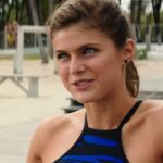 アレクサンドラ・ダダリオは、数人の人が彼女の野生のケーキの財布のために彼女を焼いたと言いますが、私は