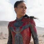 エターナルズの監督は、マーベル映画を作ることの予期しない部分が「実際には非常に危険」だったかを説明しました、そして私は彼女がどこから来たのかわかります