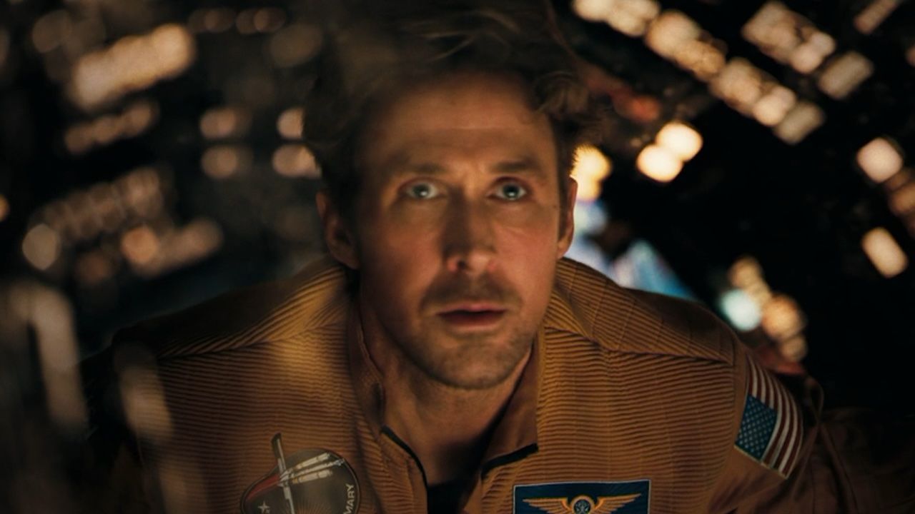 スターウォーズは、スターファイターのライアン・ゴスリングの最初の外観を明らかにし、ファンはコメントで出ています