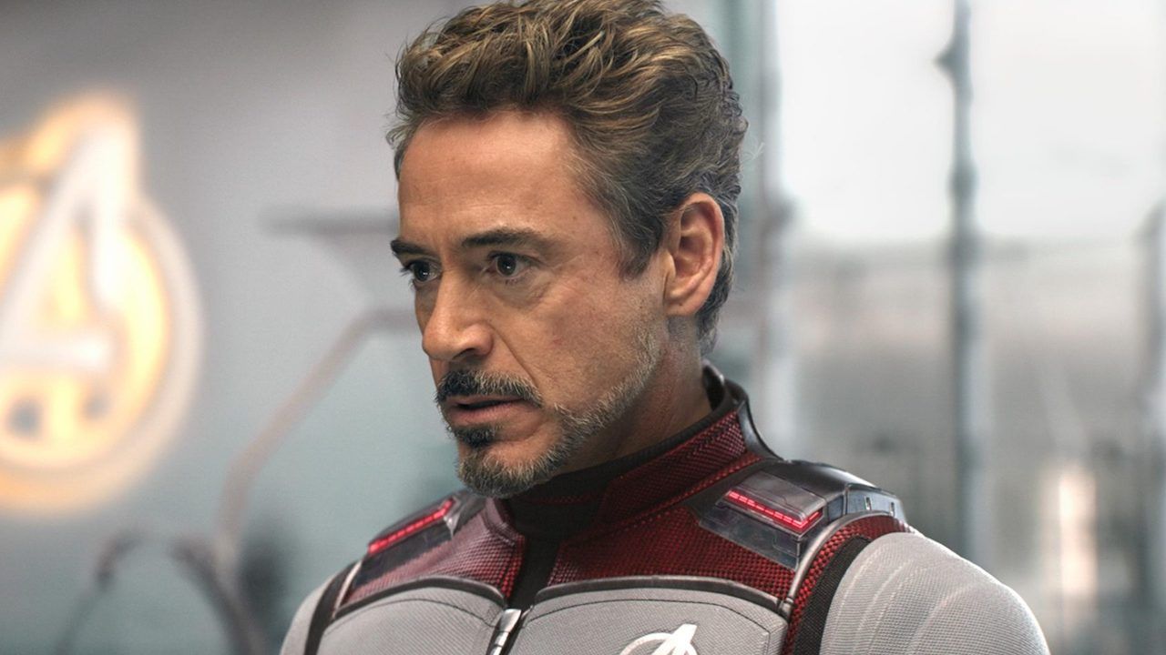 ロバート・ダウニー・ジュニアは楽しいビデオでフルバケーションモードですが、私はアイアンマンの詳細を愛しています。