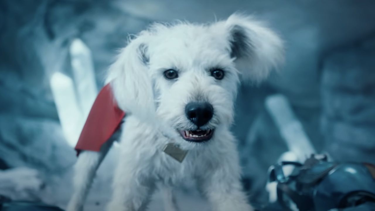 ジェームズ・ガンは、スーパー犬のクリプトが彼自身のペットに基づいていることを率直でしたが、私はちょうどそこにいました
