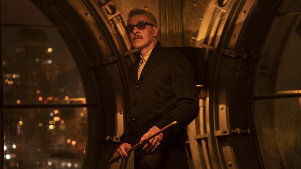バットマンのジョン・タートゥロはカーマインファルコーネを演奏するための1つの条件を持っていました、そして、私はそれがキャラクターをもっと涼しくしたと思います