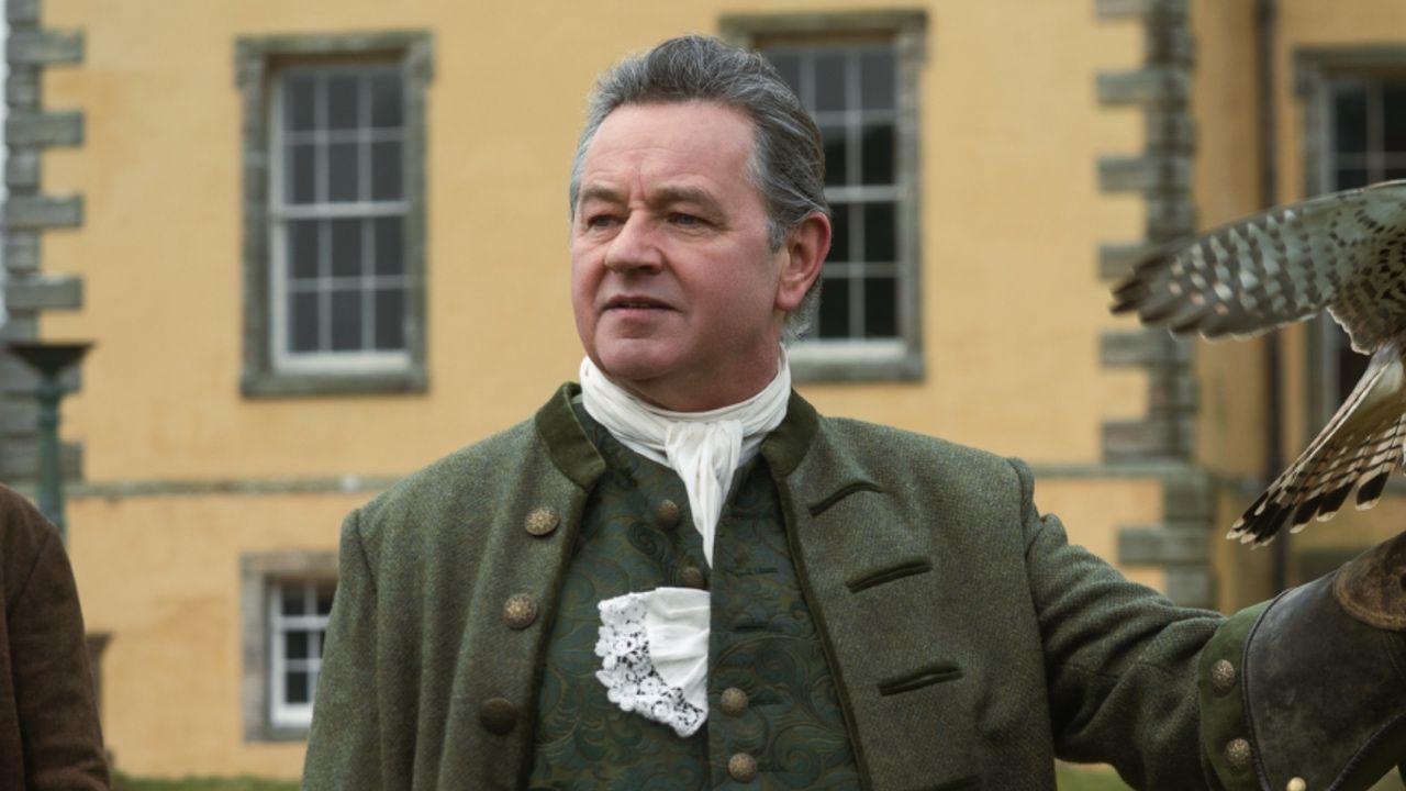 outlander：blood-of-my-bloodは、エピソード4の献身の後、故ブライアン・マッカーディーを作り直しますか？ショーランナーは、「同じではない」ことを共有しました