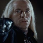 ハリー・ポッターのセットは、ジェイソン・アイザックが怒って自分自身をノックアウトするまで、暴力的なように見えませんでした