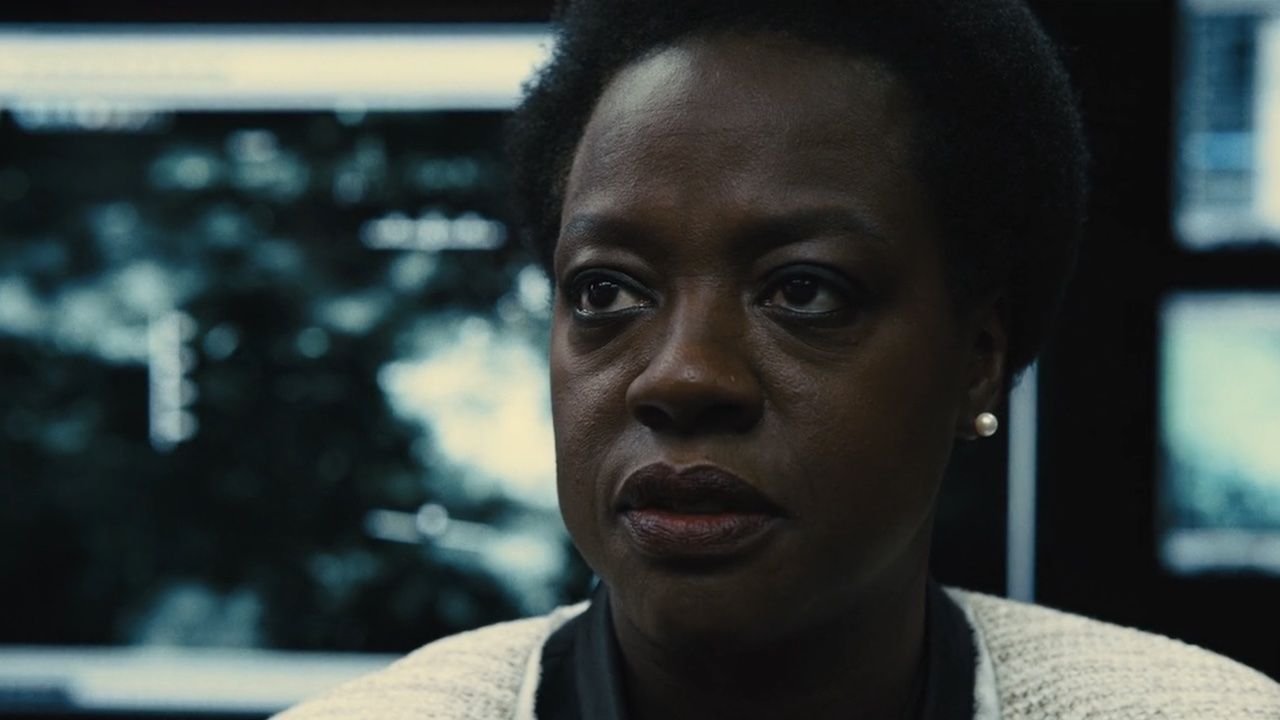 dcのamanda-waller-showで何が起こっているのか疑問に思っていましたが、誰かが最終的にjames-gunnに尋ねました