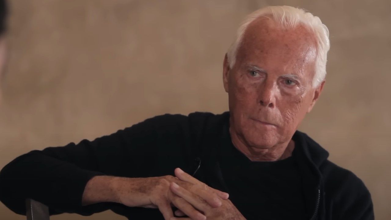ジュリア・ロバーツ、ドナテラ・ヴェルサーチなど、91で亡くなった後、ジョルジオ・アルマーニに敬意を表します