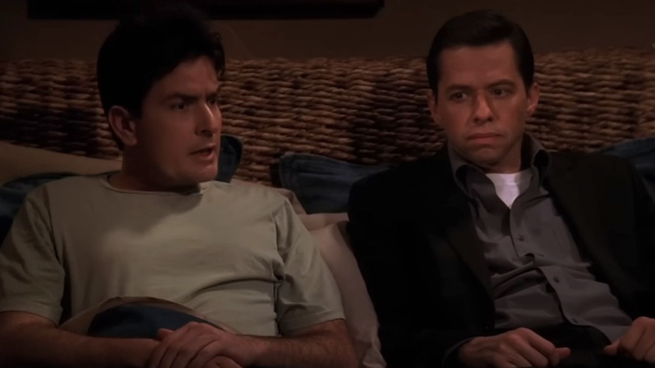 チャーリー・シーンが彼のnetflixドキュメンタリーに登場した2人半の男の共演者であるjon-cryerを送ったセンチメンタルなメッセージ