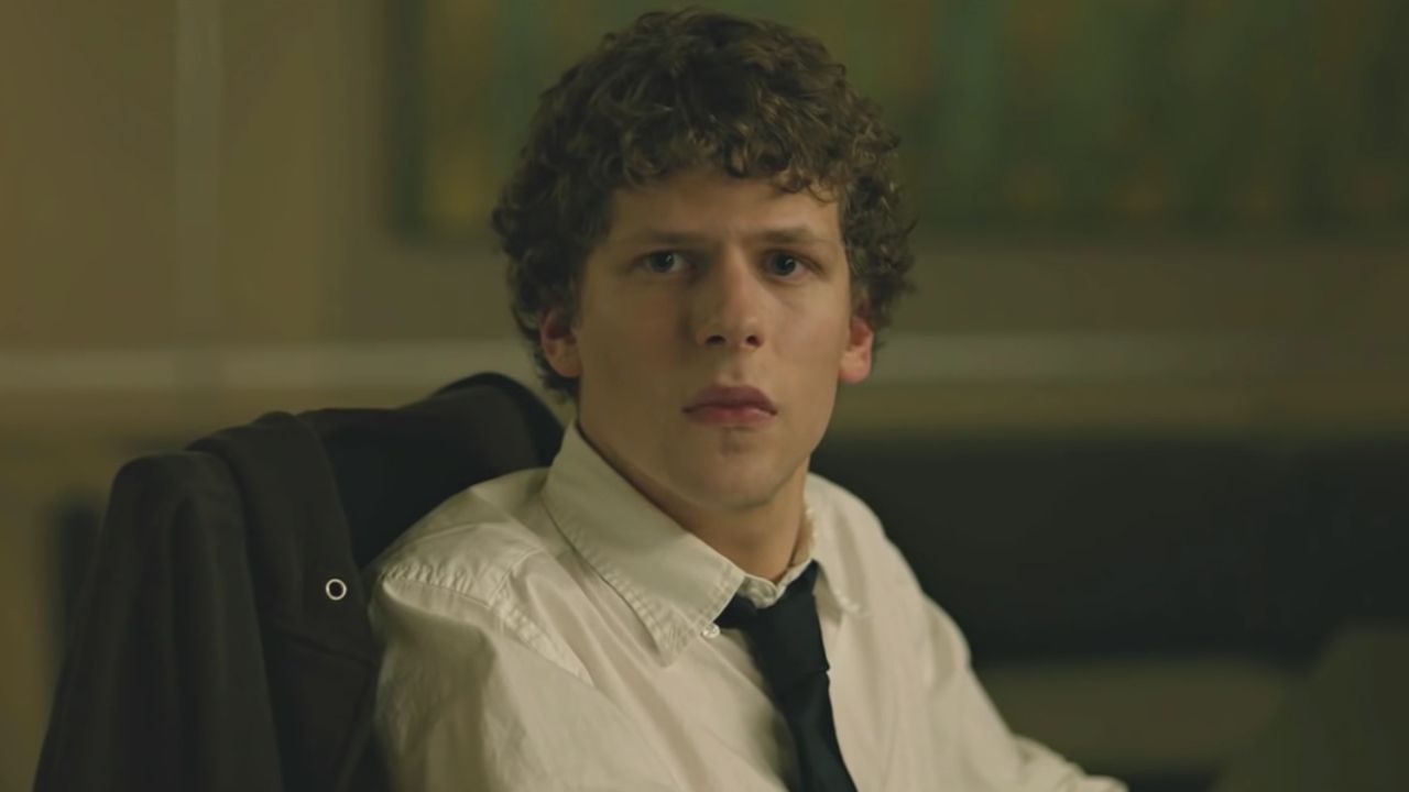 ソーシャルネットワーク2の公式タイトルとリリース日が明らかにされており、jesse-eisenbergを補うのに役立つ別の重要なことがあります
