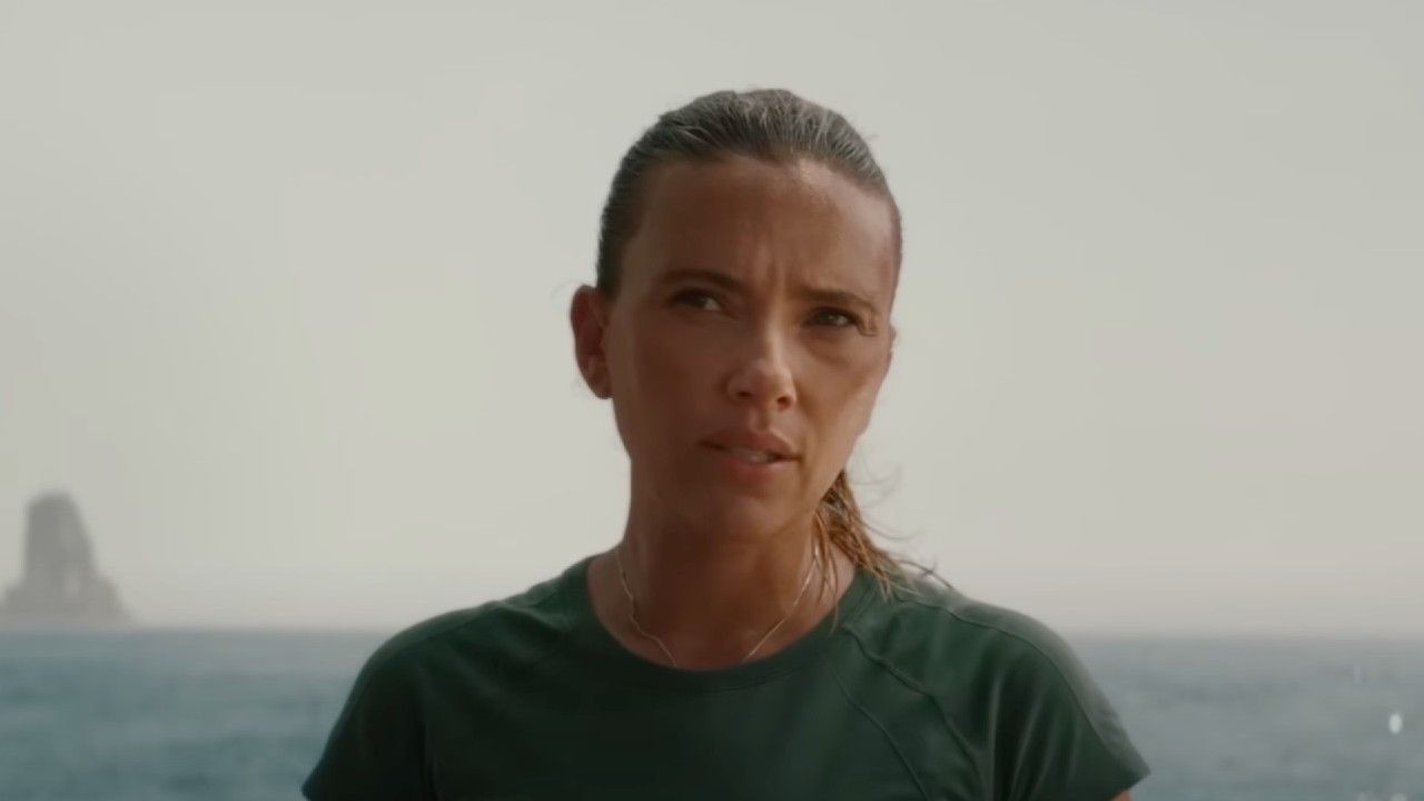 スカーレット・ヨハンソンは、ジュラシック・ワールドの後に興行収入で最も売れている女優になることに反応しています:再生は地球に落ち着きました