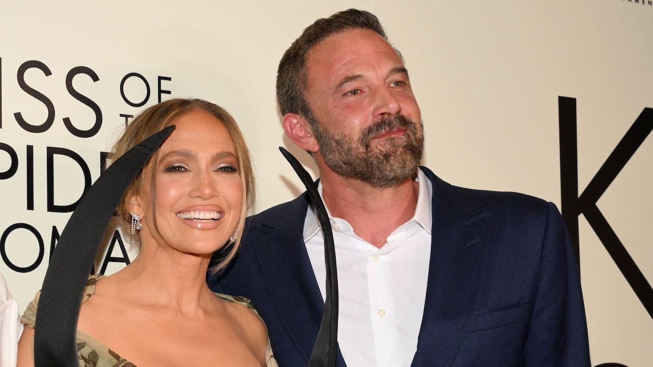 ベン・アフレックとジェニファー・ロペスはまだ付き合っているのか?プレミア再会後、ファンが知りたいこと