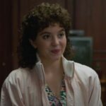 シドニー・スウィーニー、最新イベントでピンクを捨ててキラキラとした薄手のドレスを披露