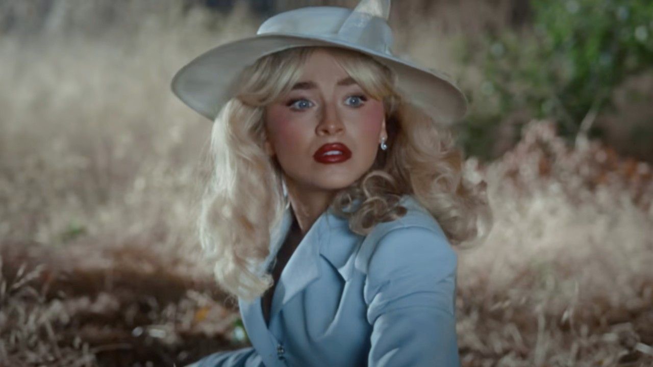 サブリナ・カーペンターが『不思議の国のアリス』ミュージカルに主演、舞台裏の才能にさらに興奮