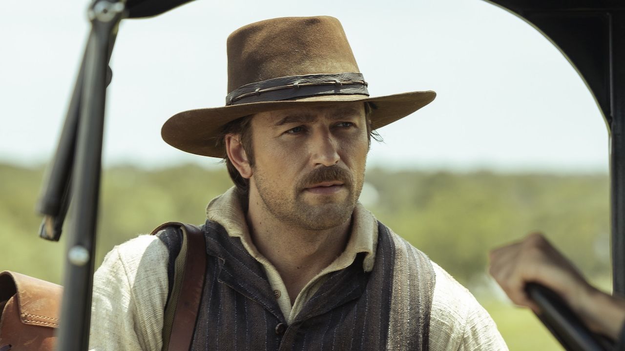 スクレナー自身によると、ブランドン・スクレナーをイエローストーンの世界に呼び戻した大プロの一人