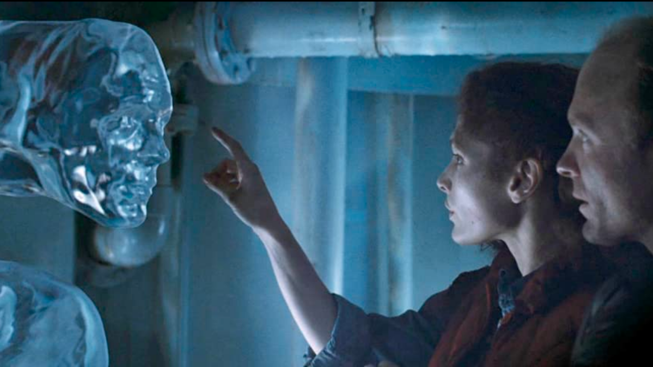 ジェームズ・キャメロン監督が『アビス』の撮影中に心肺蘇生法でネズミを救って映画の撮影を続けられたことを知った