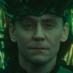 「これは記念碑的だ」：トム・ヒドルストン、『アベンジャーズ／ドゥームズデイ』でのロキの役割をからかう（そしてできるだけ早く詳しい情報が必要だ）