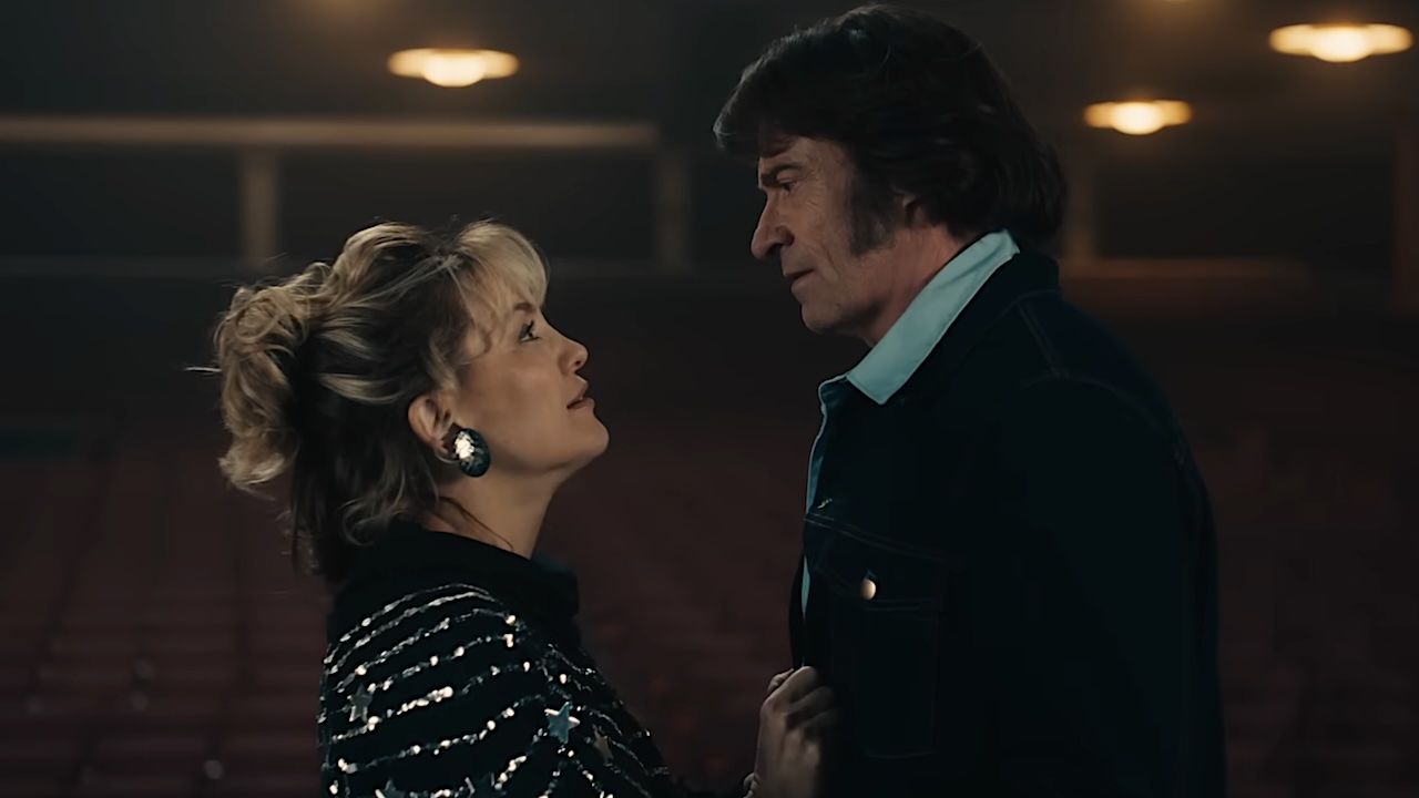 ソング・サング・ブルーがマイク・サーディナの息子に非難された一方で、ニール・ダイアモンドは別の反応を示した