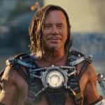 ミッキー・ロークが呼びかける