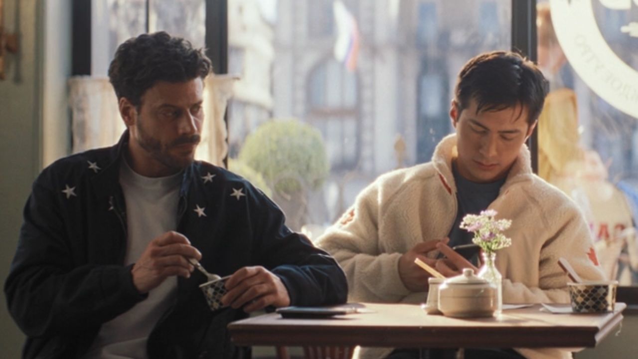 シーズン-1-では、白熱したライバル関係で危険を冒してしまいました