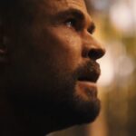 クリス・ヘムズワース、ソーがいかにして「テーブルの席を獲得した」かについて語ると、『アベンジャーズ／ドゥームズデイ・リターン』にさらに興奮する