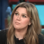 ケリー・クラークソンは、番組が終了する前にすべてのエピソードの司会を務めることさえしないことが判明