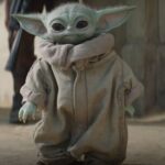 ジョン・ファブローがマンダロリアン映画でグロッグがどのように「レベルアップ」したかをからかっていることに興奮している