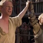 ポール・ベタニー、ヒース・レジャーの死を処理するのは依然として「困難」であることを実感