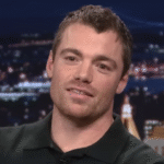 『ザ・ナイト・エージェント』のガブリエル・バッソがソーシャルメディアで保釈された最新スター、そして彼の退場理由の裏話