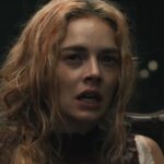 サマラ・ウィーヴィングは、自分の突き刺すようなホラー・スクリームをどこで覚えたのかを正確に知っており、それは別のジャンルのアイコンと関係している