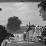 列車の見知らぬ人はヒッチコックではないかもしれない