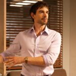 『シェリフ・カントリー』のトラヴィス俳優、怪我は「即時結果」を引き起こすだろうと語った、そして私には仮説がある