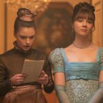 ブリジャートンの新しいレディ・ホイッスルダウンが誰であるかについて、2つの推測があります