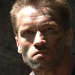 おっと、アーノルド・シュワルツェネッガーが『プレデター』の復活アップデートと、待望のアクション続編2本の驚くべきニュースを明かした