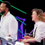 「これが彼の瞬間だ。」ケリー・クラークソンとジョン・レジェンドのヴォイスでの「ファイト」を見て、番組の大きな部分を再考させられた