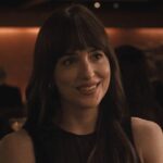 ダコタ・ジョンソン、カルバン・クラインのセクシーなcmでトップレスに