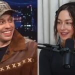 エルシー・ヒューイットも母親になったマイルストーンを共有しましたが、私が二度見したのは、彼女が出産中に着ていたゴージャスな薄手のドレスでした