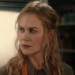 ブレザードレスとシアースカートを組み合わせるなんて考えもしなかったが、ニコール・キッドマンがスカーペッタカーペットに楽しさをもたらした