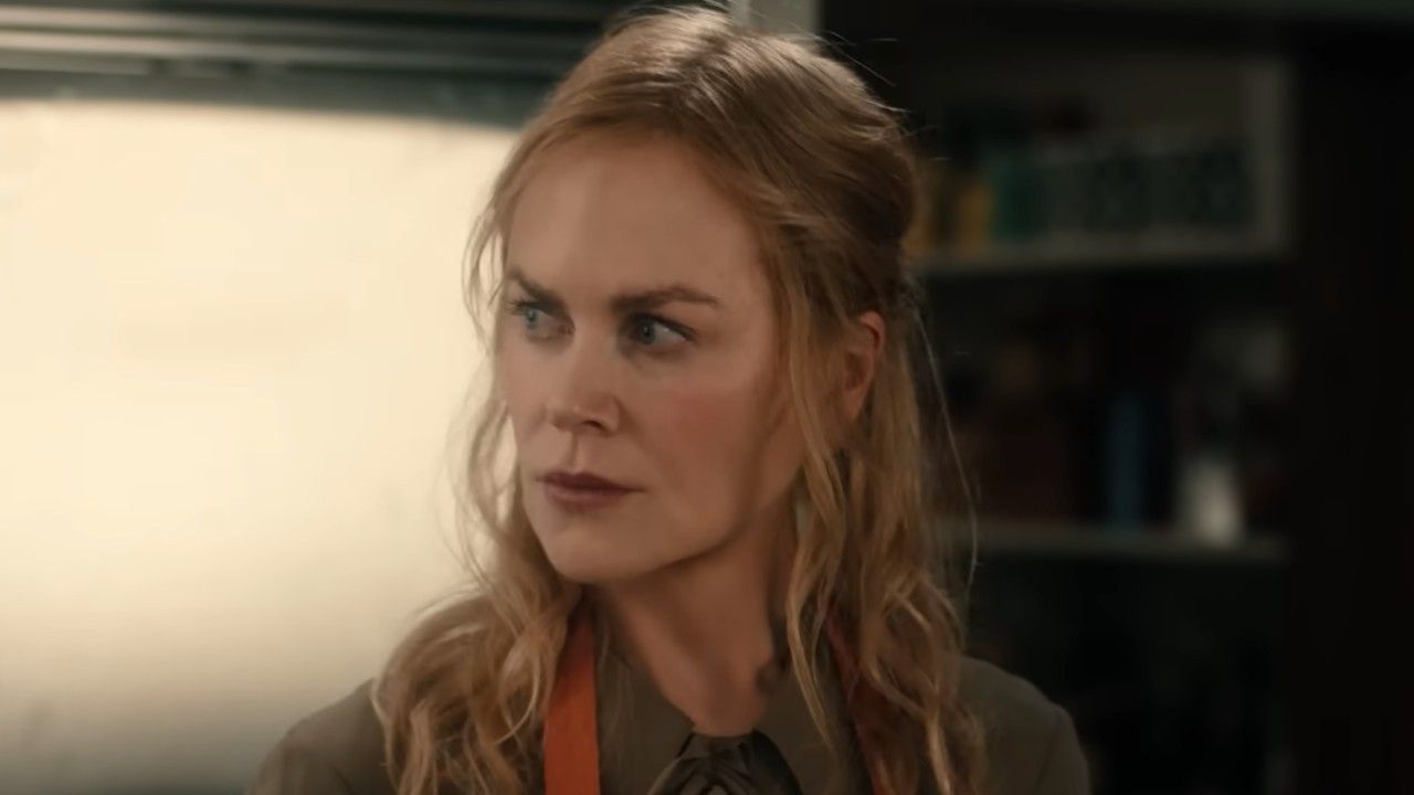 ブレザードレスとシアースカートを組み合わせるなんて考えもしなかったが、ニコール・キッドマンがスカーペッタカーペットに楽しさをもたらした