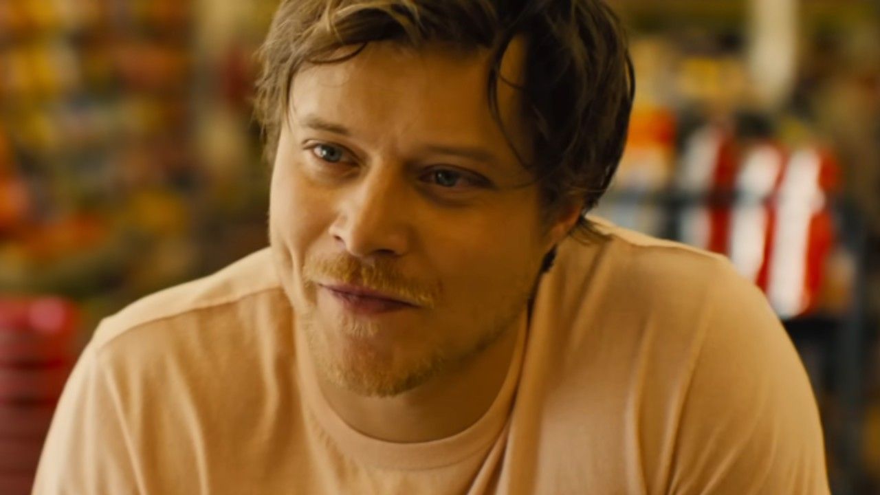 はい、スターがヌードシーンの準備でお尻を本当に日焼けさせたことを思い出させます