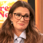 ドリュー・バリモア、更年期障害中にトークショーを主催することについて非常に本気になった：