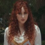 「話の半分だけ話したい」：サッカー選手の娘と面会するために警備員を派遣したとの主張にチャペル・ローンが反論