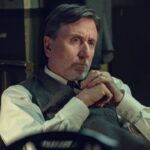 『ピーキー・ブラインダーズ』のシーン:-ティム・ロスに「人々は私を嫌いになるだろう」と思わせた不滅の男